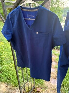 Fabletics Royal Blue Women’s Jogger Scrub Set with single-front pocket